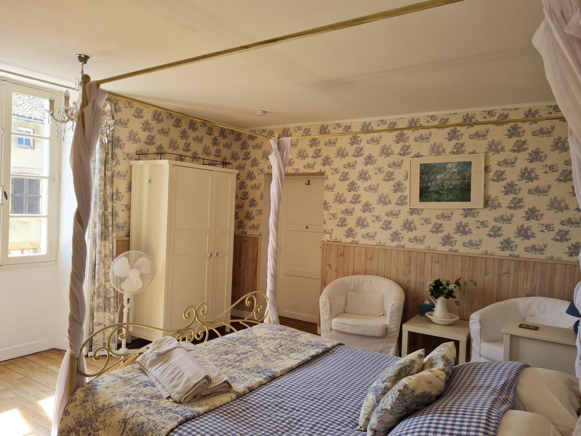 Fleur De Lys Bed and Breakfast Ansac-sur-Vienne Esterno foto