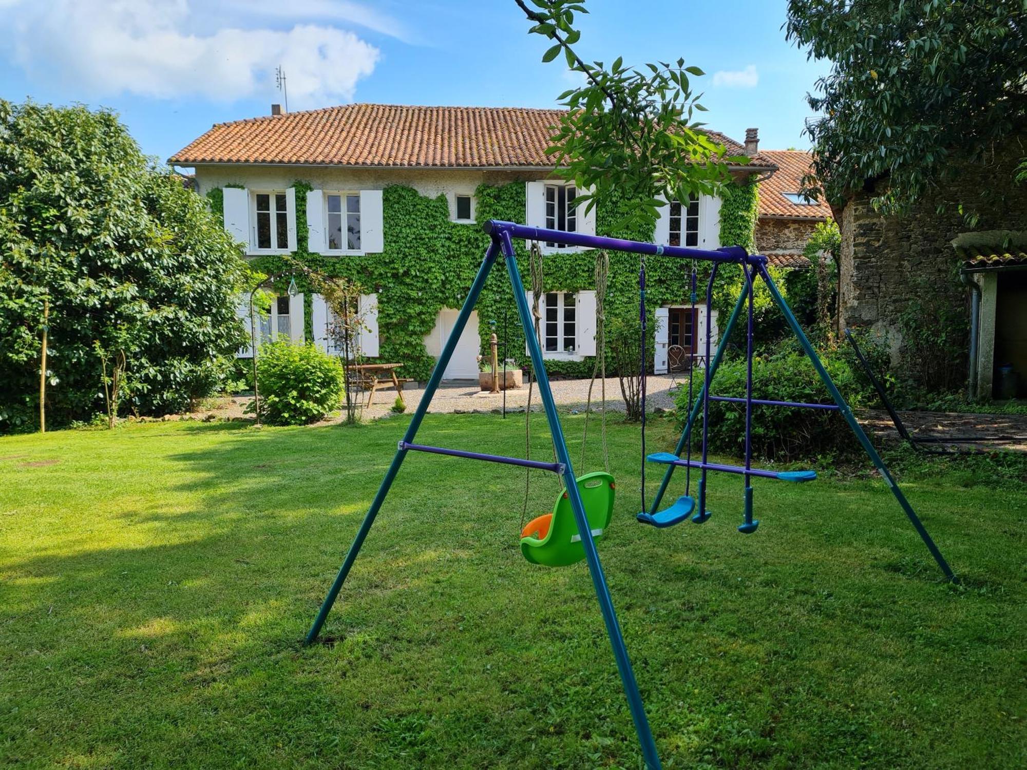 Fleur De Lys Bed and Breakfast Ansac-sur-Vienne Esterno foto
