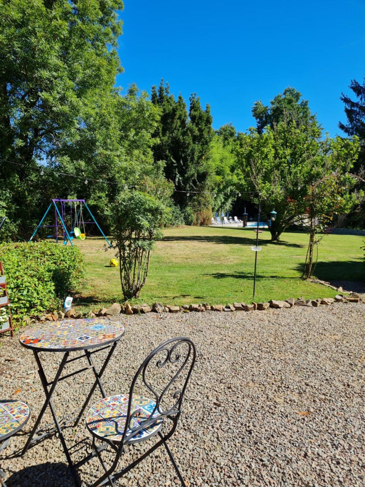 Fleur De Lys Bed and Breakfast Ansac-sur-Vienne Esterno foto